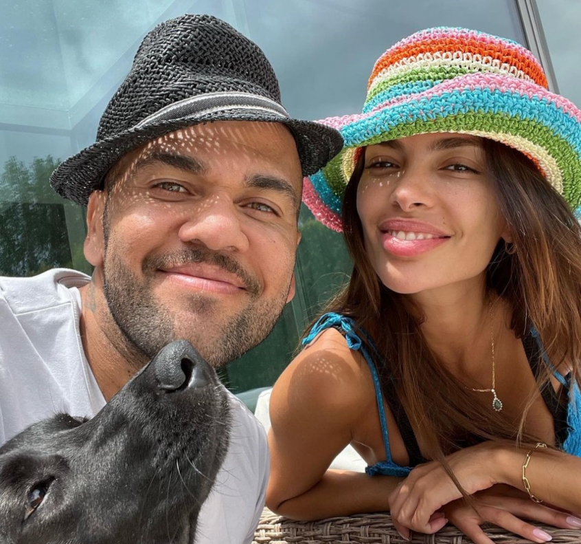 Esposa de Daniel Alves defende jogador de acusação de assédio: 'Sei quem é  meu marido' | LANCE!