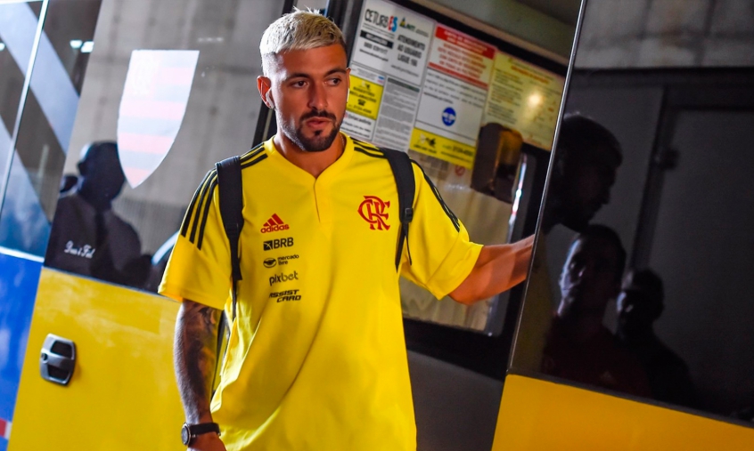 Arrascaeta descarta questão física e aponta razão para fase sem brilho pelo Flamengo