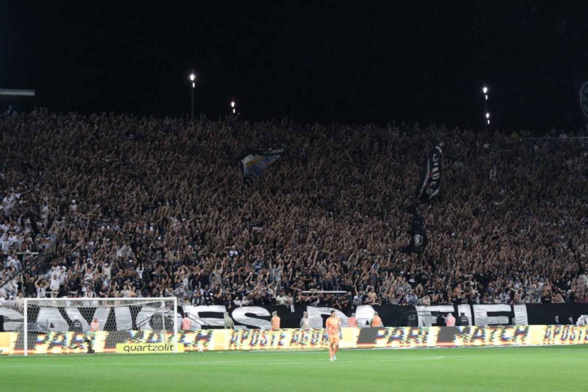 Corinthians alcança expressiva marca de público na Neo Química Arena