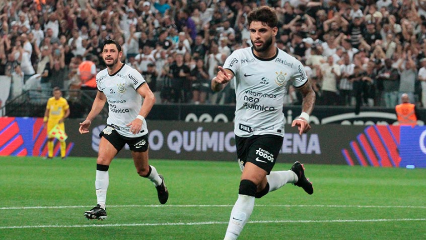 Corinthians vence Santo André de virada e aguarda adversário nas quartas do Paulistão