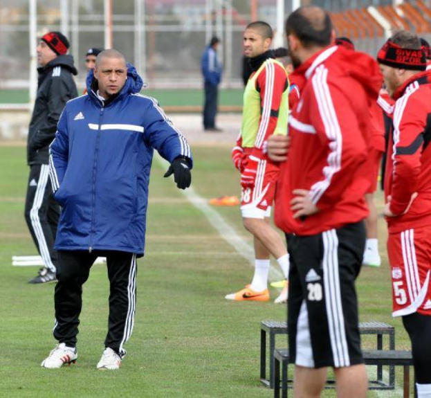 Roberto Carlos - Sivasspor (Foto: Divulgação)