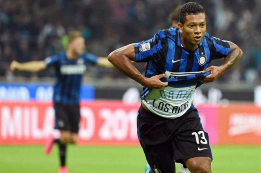 Guarín, colombiano vai jogar na China (Foto: AFP)