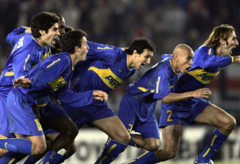 Boca Juniors foi campeão da Libertadores em 1977, 1978, 2000, 2001, 2003 e 2007