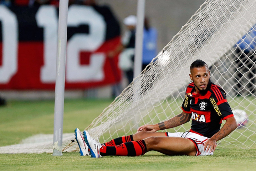Jogo de despedida de Léo Moura do Flamengo na foto Paulinho volta ao campo depois de 6 meses ( Foto: Cleber Mendes / LANCE!Press )