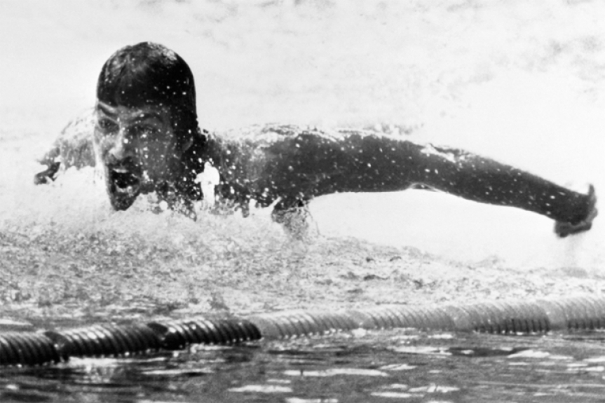 Olímpiadas 1972 - Munique - campeão americano nadador Mark Spitz em ação durante o evento final