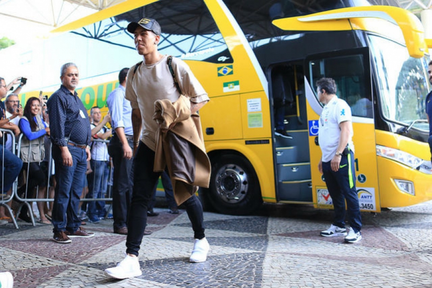 Roberto Firmino - Chegada da Seleção em Natal