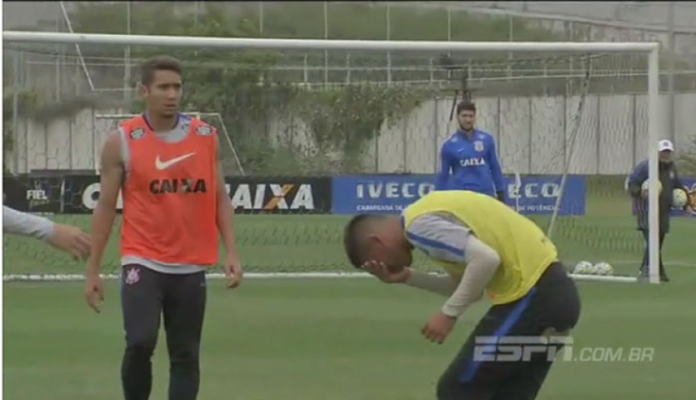Treino do Corinthians - Confusão entre Vilson e Marciel