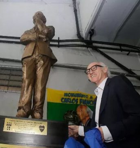 Carlos Bianchi - Estátua na Bombonera