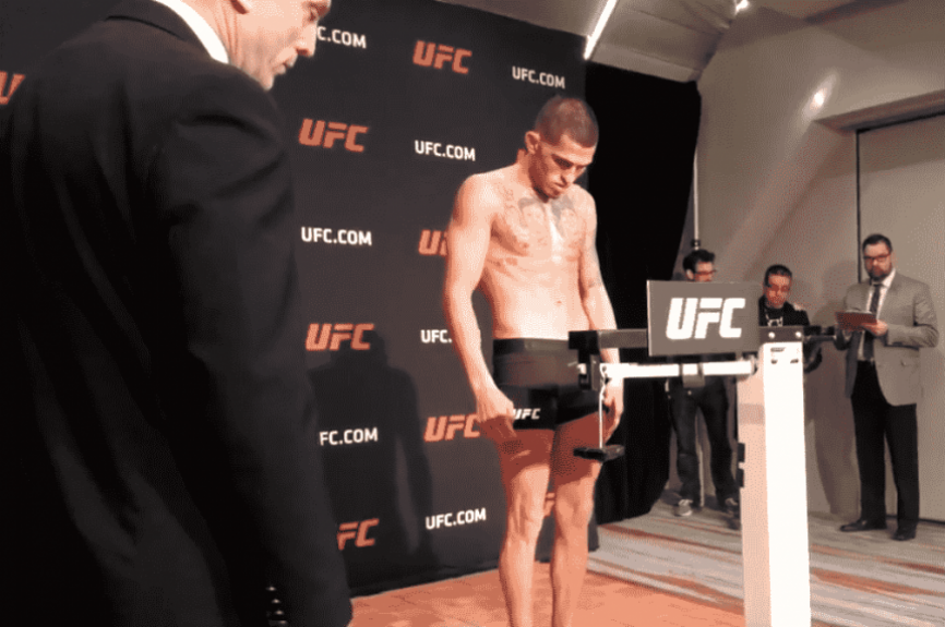 Anthony Pettis falhou no corte de peso e não disputará mais o cinturão interino dos penas
