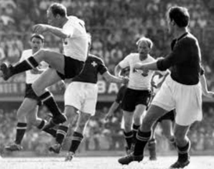 Áustria 7x5 Suíça - Copa do Mundo de 1954 (Foto: Reprodução)