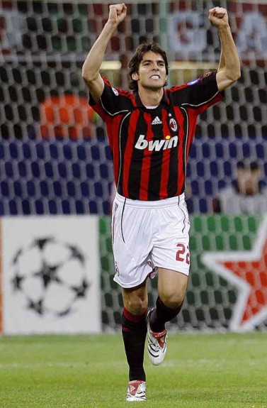 Atualmente no Orlando City, dos Estados Unidos, Kaká se tornou artilheiro da Champions em 2006/2007 quando atuava pelo Milan: 10 gols