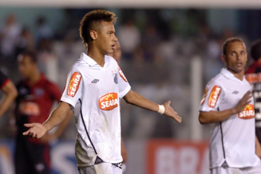 15/09/2010 - Santos 4 x 2 Atlético-GO