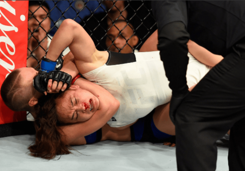 Rose Namajunas finalizou Michelle Waterson no segundo round