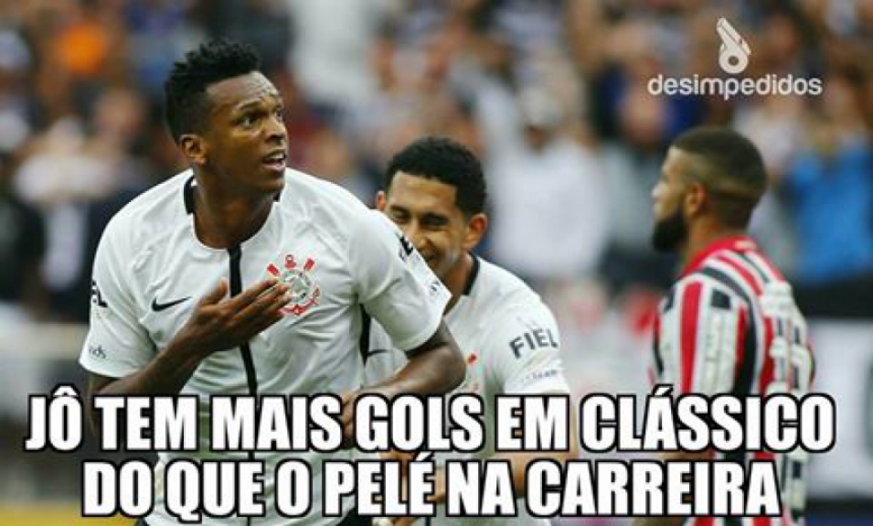 Corinthians 1 x 1 São Paulo (2ª partida da semifinal) - Mesmo impedido, o artilheiro dos clássicos deixou sua marca