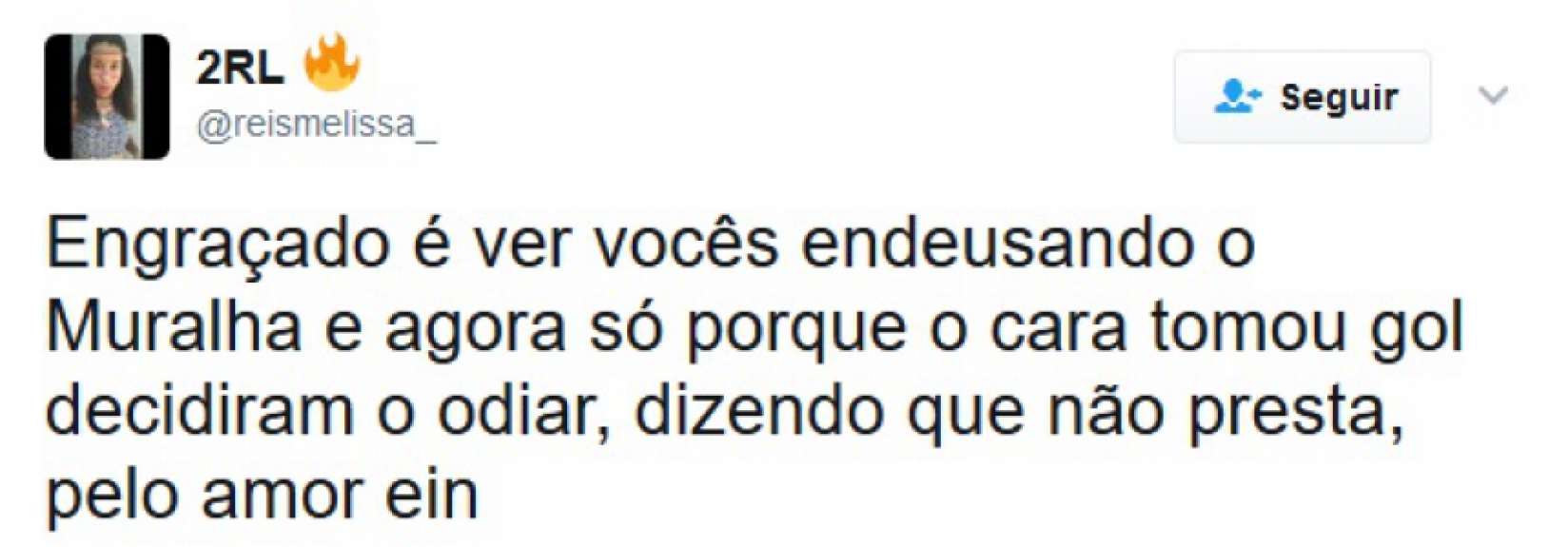 Comentários ironizam falha e fazem piadas com Alex Muralha