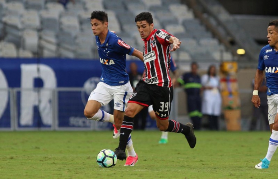 Marcinho estreou na derrota para o Cruzeiro