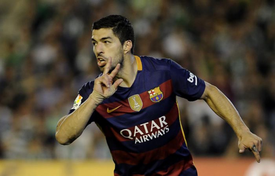 2015/2016: Luis Suárez também ganhou sozinho, só que dessa vez com 40 gols