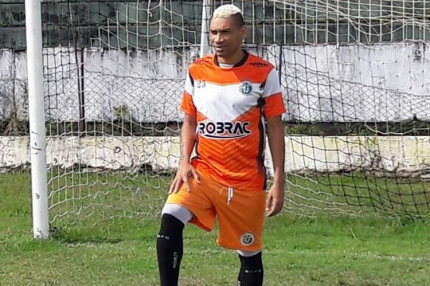 Flávio Caça-Rato (Reprodução / Facebook / América-PE)