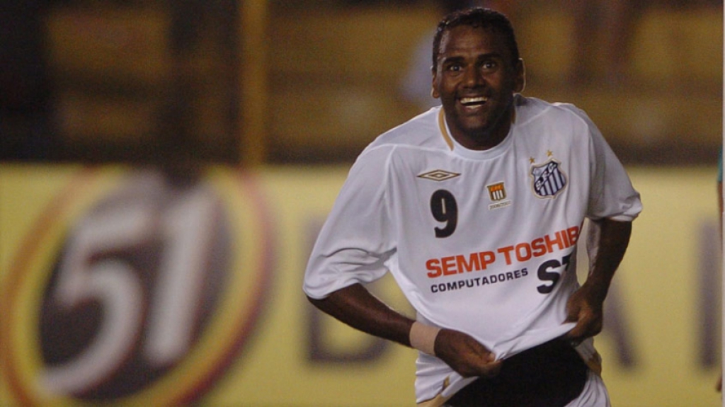 Kléber Pereira pelo Santos em 2008
