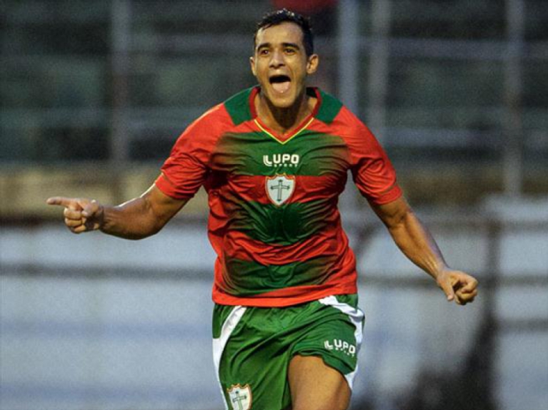 Henrique Dourado Portuguesa