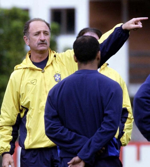Felipão, que rivalizou com Bianchi no fim da década de 90 e início dos anos 2000, ganhou em 2002 pela conquista do penta com a Seleção Brasileira