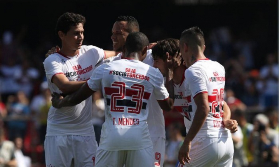 Em 12 de julho de 2015, São Paulo fez 3 a 1 no Coritiba