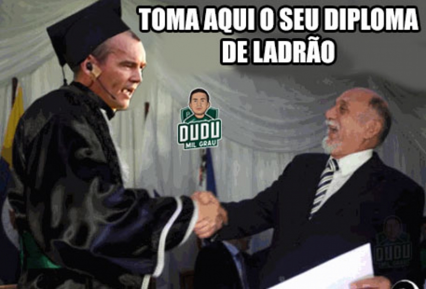 Memes que expõe a fúria de palmeirenses com Vuaden