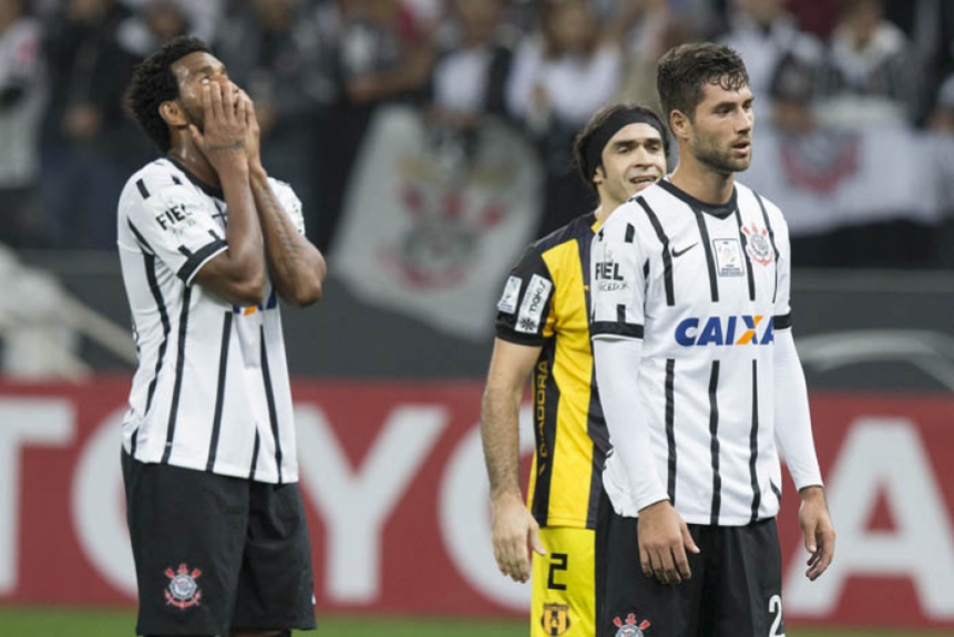 Corinthians - Libertadores-2015: caiu nas oitavas para o Guaraní (PAR)