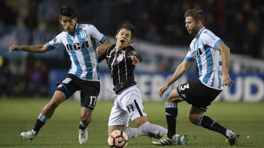 Racing x Corinthians