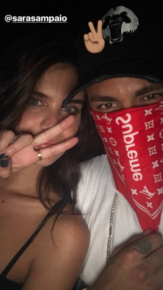 Neymar e Sara Sampaio