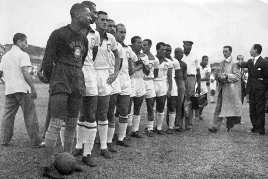 A maior goleada aconteceu na Copa América de 1949, quando, jogando em casa, o Bfrasil fez 10 a 1. Os canarinhos ganhariam o caneco