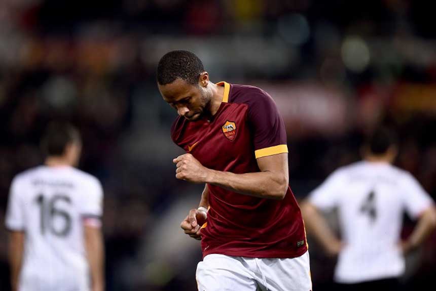 O volante Seydou Keita não conseguiu levar Mali para a Copa do Mundo