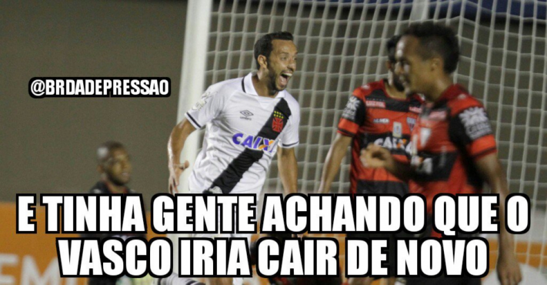 Torcedores do Vasco se empolgam após vitória sobre o Atlético-GO
