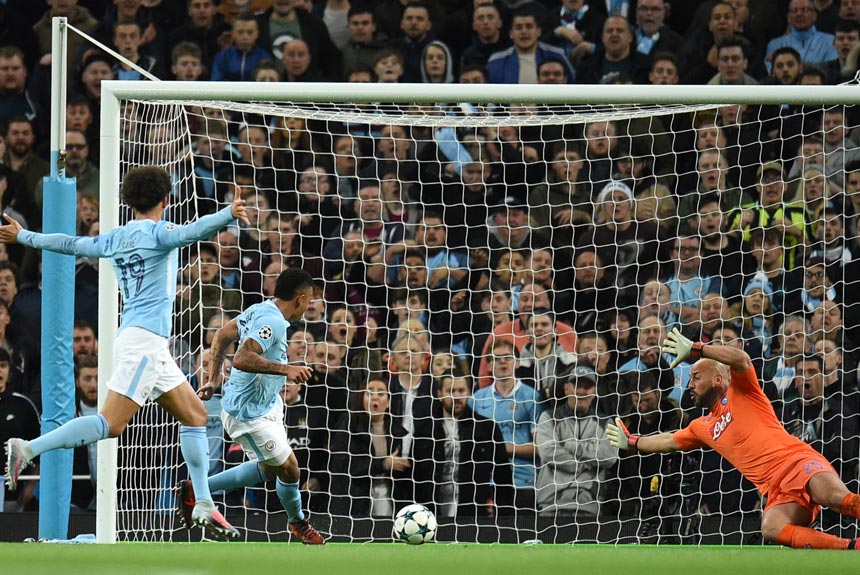 Gabriel Jesus - O atacante da Seleção Brasileira foi titular na vitória do Manchester City sobre o Napoli e marcou o segundo gol do triunfo por 2 a 1.