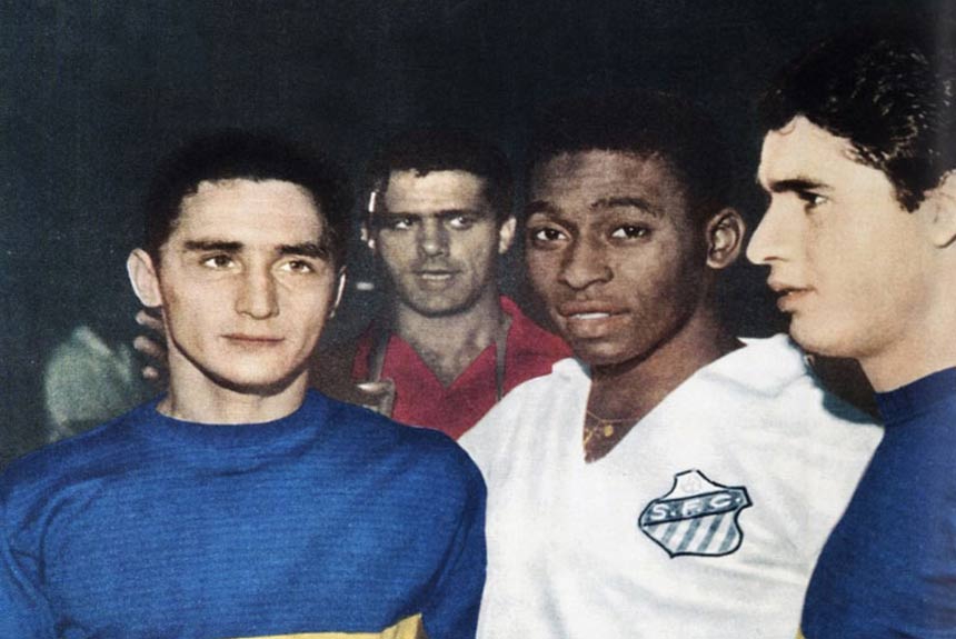 Em 1963 voltaria a ganhar a Copa Libertadores, deixando sua marca na final com o Boca Juniors. Marcou um gol no triunfo por 2 a 1 em La Bombonera