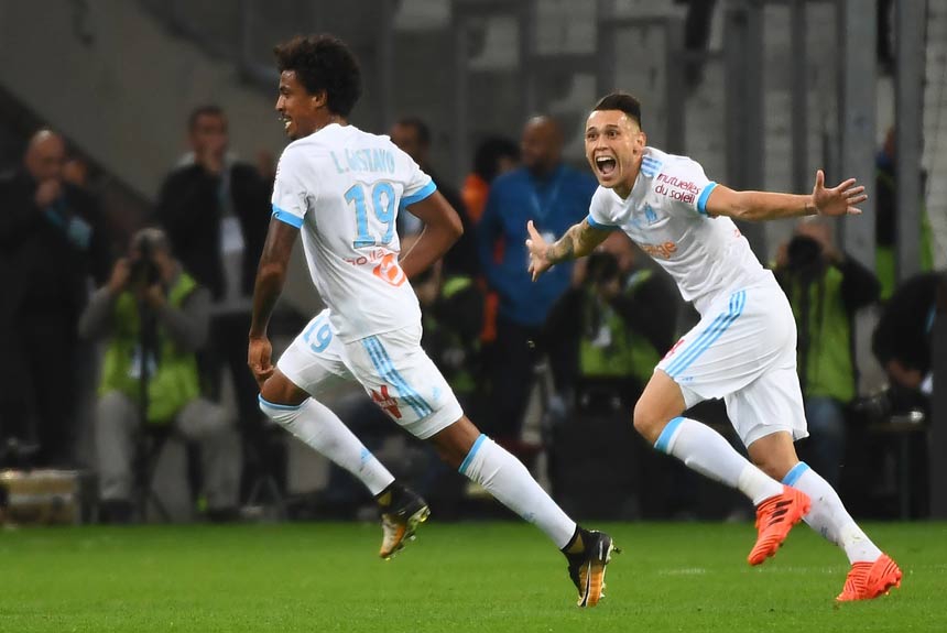 Luiz Gustavo - Volante brasileiro anotou no clássico para o Olympique contra o líder PSG. Duelo terminou empatado em 2 a 2