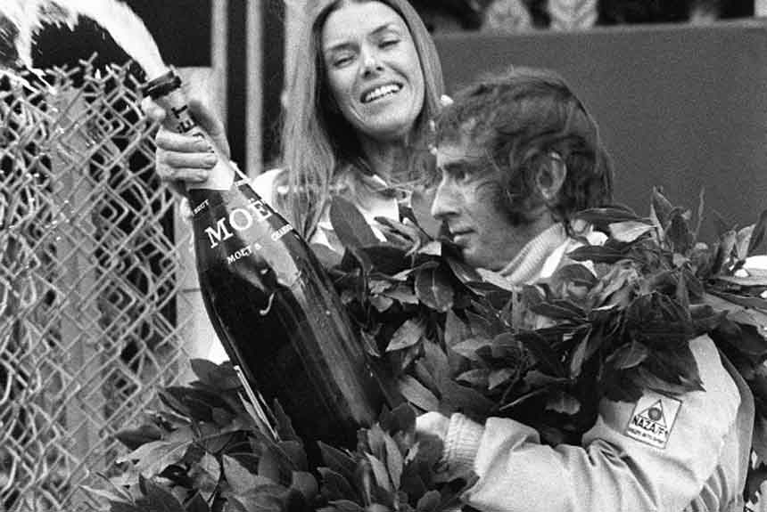 Outro tricampeão foi o britânico Jackie Stewart: ganhador em 1969, 1971 e 1973