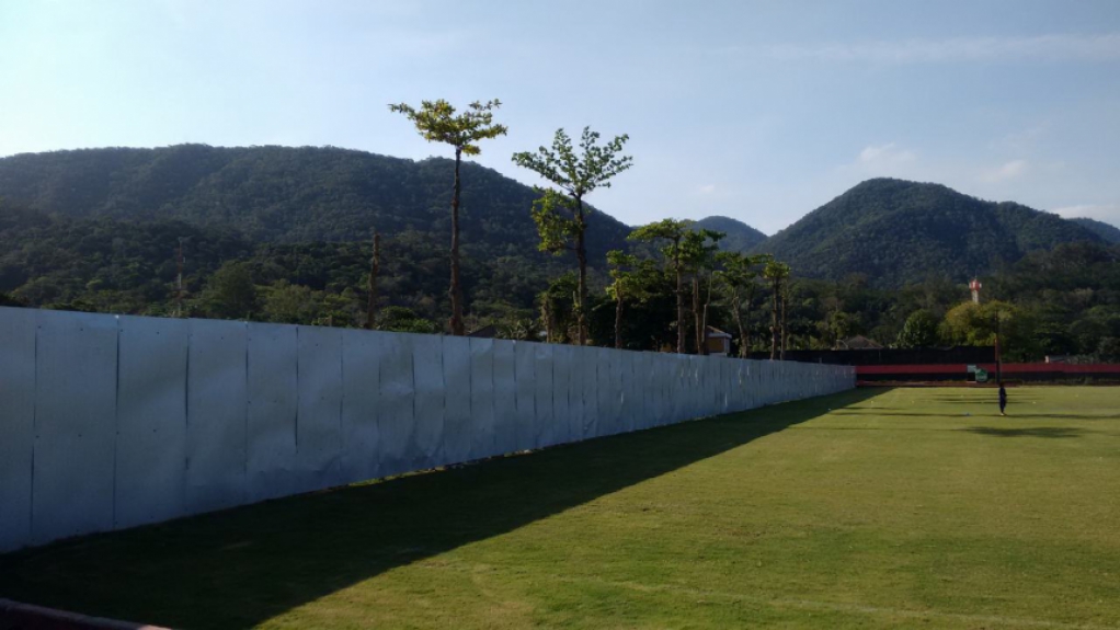 Apesar das obras, as demais áreas do CT estão bem preservadas. Região da obra está isolada