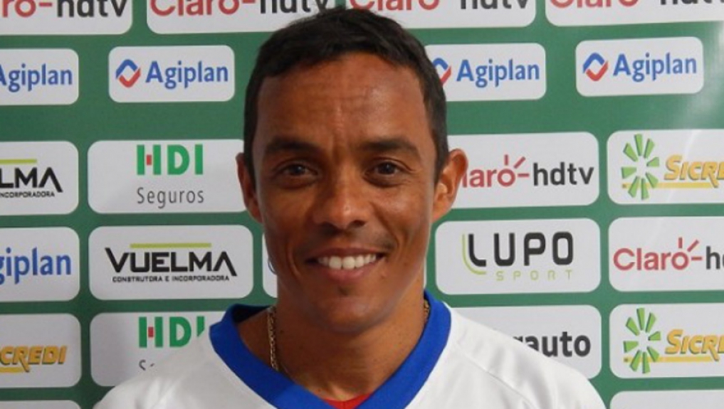 Lúcio (ex-lateral do São Paulo e Palmeiras) - Taboão da Serra