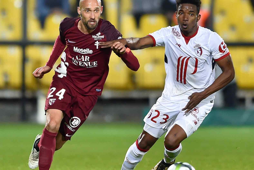 O volante ex-São Paulo Thiago Mendes marcou um na vitória do Lille por 3 a 1 sobre o Sain-Éttiene