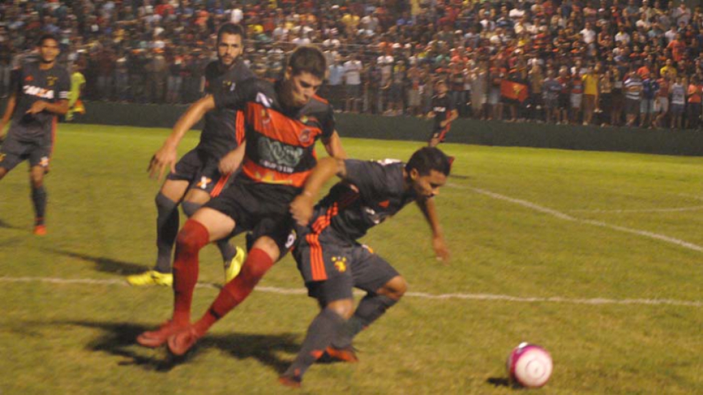 Flamengo-PE 0x0 Sport