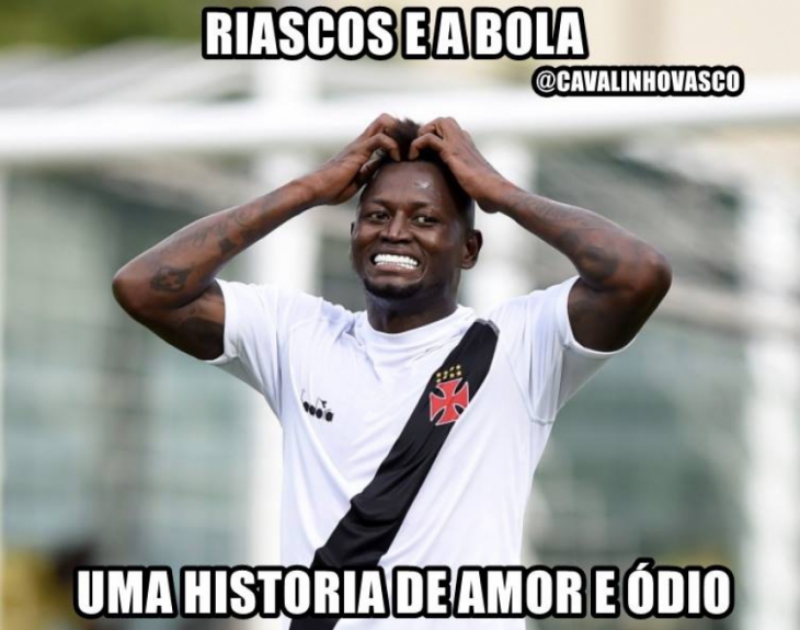 Torcedores do Vasco comemoram vaga na terceira fase da Libertadores