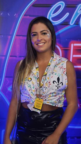 Atletas curtem carnaval no Rio