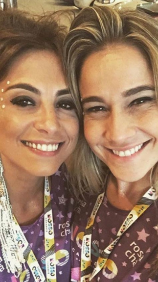 Atletas curtem carnaval no Rio