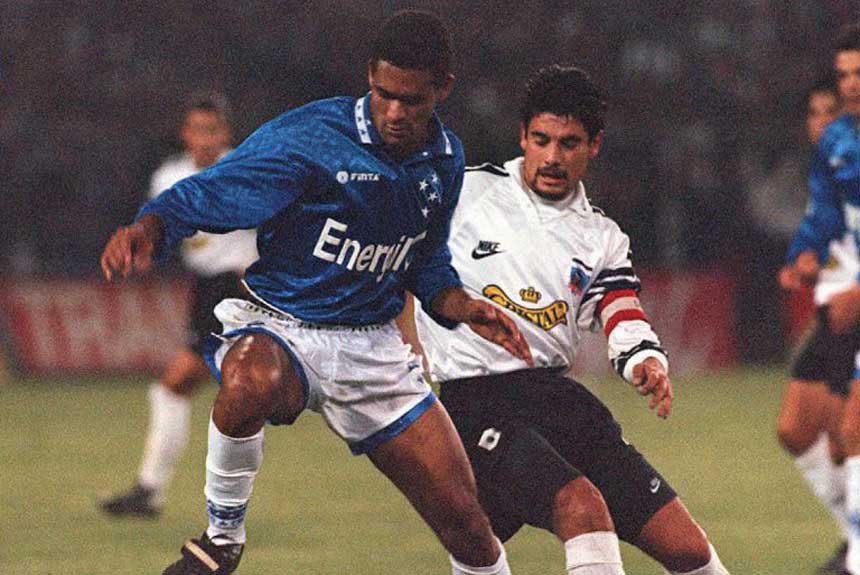 O Cruzeiro foi o primeiro brasileiro a jogar uma final de Recopa. Em 1992 perdeu nos pênaltis para o Colo-Colo do Chile. No tempo normal, 0 a 0. O sistema previa jogo único no Japão