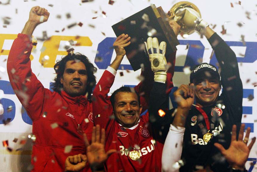 Um ano depois, em 2007, o Brasil retomou o caneco com o Internacional. O Colorado perdeu de 2 a 1 no México a ida para o Pachuca. Mas na volta, goleou por 4 a 0