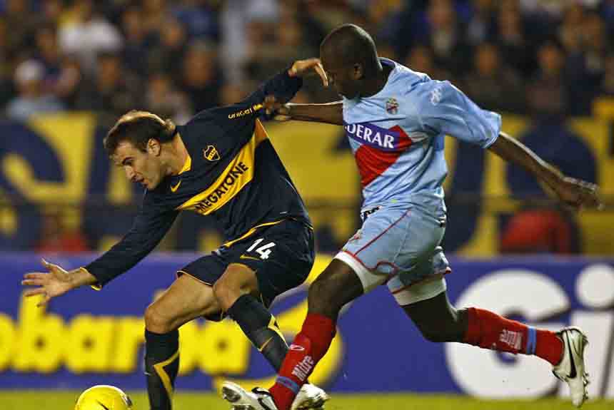 Maior ganhador da Recopa, o Boca Juniors ganhou novamente em 2008, quando superou o Arsenal em final argentina