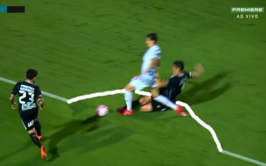 Pênalti não marcado a favor do Santos gerou memes