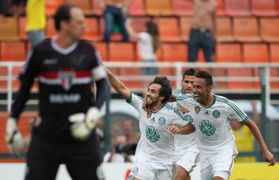 Palmeiras 2x0 São Paulo - Pacaembu - Paulistão-2014