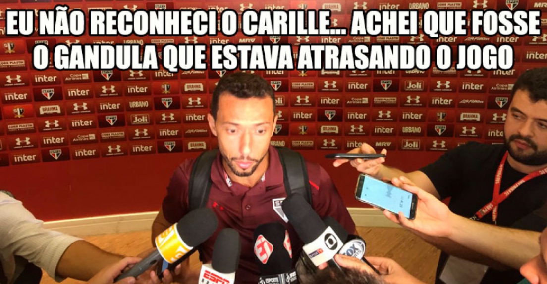A web não perdoou o Carille após polêmica com Diego Aguirre